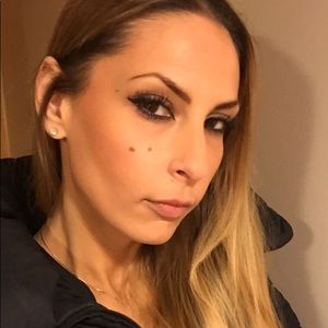 Meet your Posher, Jaclyn